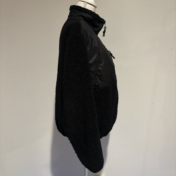 Old Navy Get After It Black Sherpa Fleece Jacket Size M - Picture 6 of 7